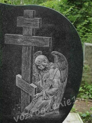Гравировка на памятнике ангела